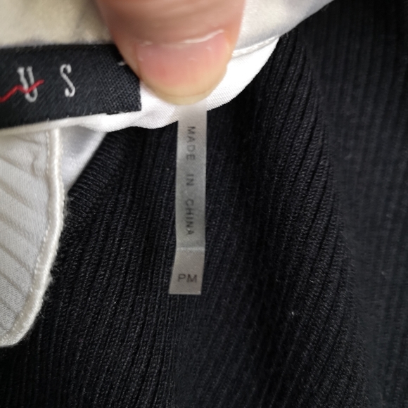 Top - Picture 6 of 7